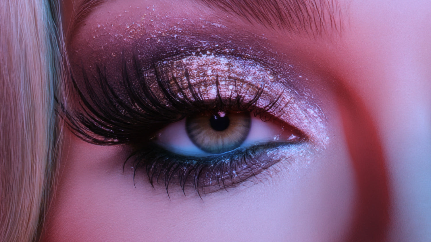 Ultra Intimate - Glam Blonde Portrait - DAZ Studio + OBJ - Dreamlight 3D Store