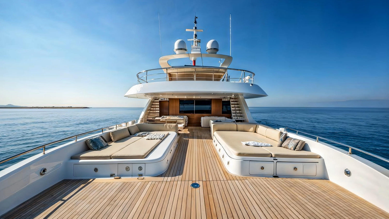 Video Backgrounds - Luxury Yacht 8 - 4k Video + Image Sequence - DAZ Studio - Dreamlight 3D Store